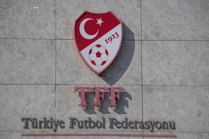 الاتحاد التركي يعلن.. انسحاب 4 أندية.. و8 قرارات بعد كارثة الزلزال